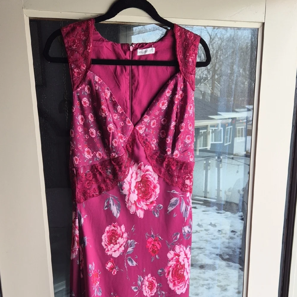 Avec Les Filles Burgandy Dress with Pink And Gray Accents - Picture 1 of 7